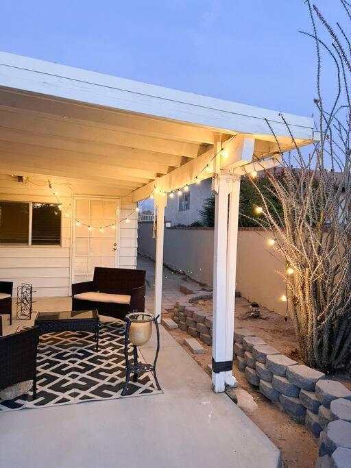 Joshua Tree National Park - Cozy Palms Getaway Apartment Twentynine Palms Exterior photo