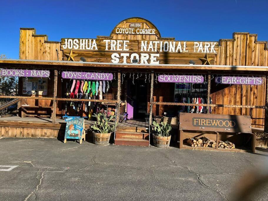 Joshua Tree National Park - Cozy Palms Getaway Apartment Twentynine Palms Exterior photo